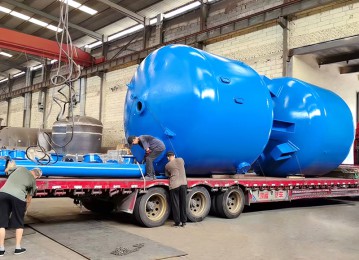 襯（chèn）膠水處理（lǐ）設備